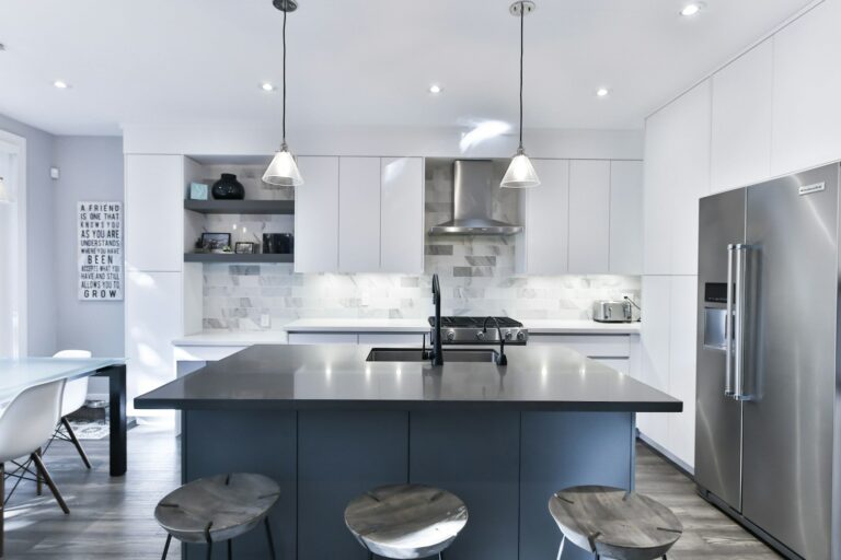 kitchen appliances: sink